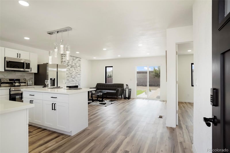 820 Bronco Rd, Denver, CO 80221
