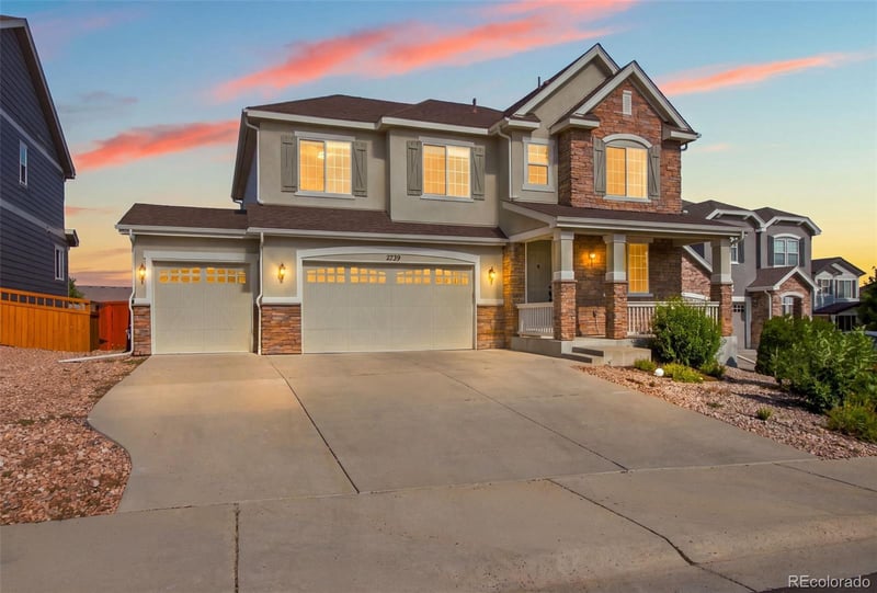 2739 Badlands Ct, Castle Rock, CO 80109