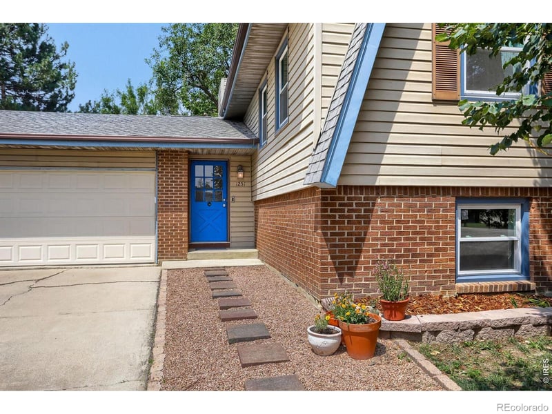 1251 Vail Ln, Longmont, CO 80503
