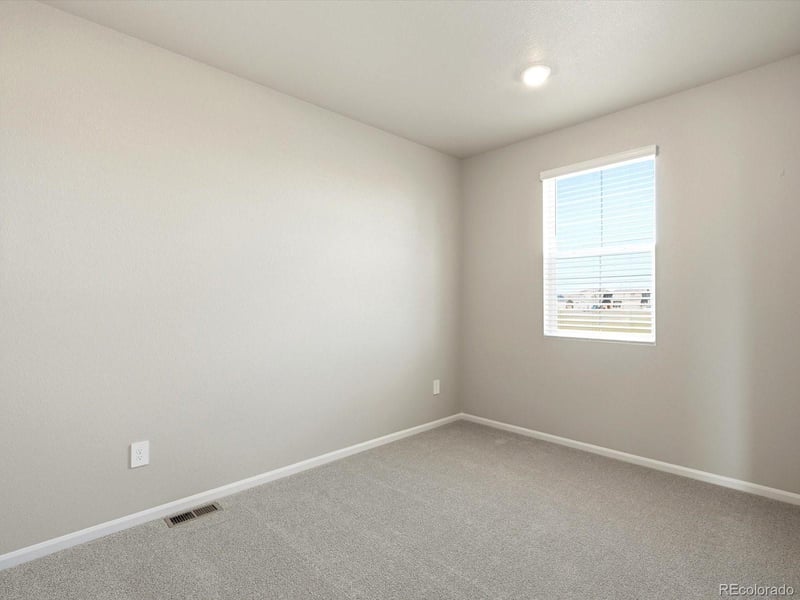 7348 27th Street Ln, Greeley, CO 80634