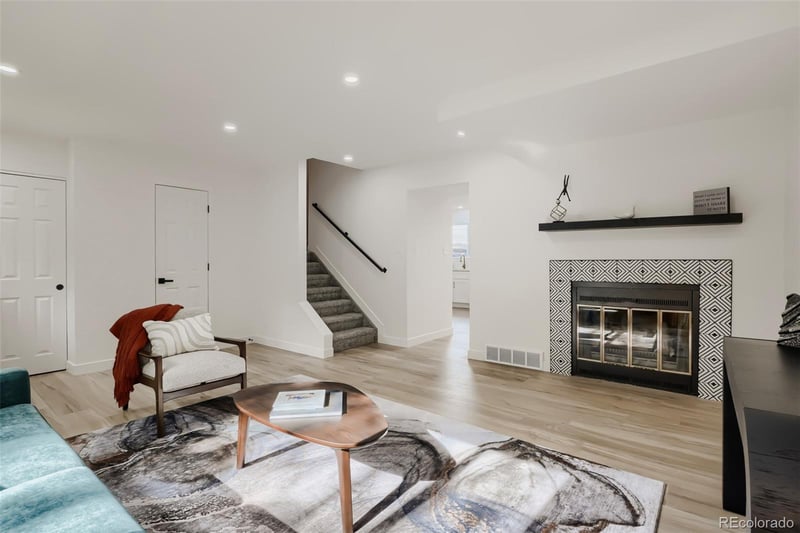 9276 Mansfield Ave, Denver, CO 80237