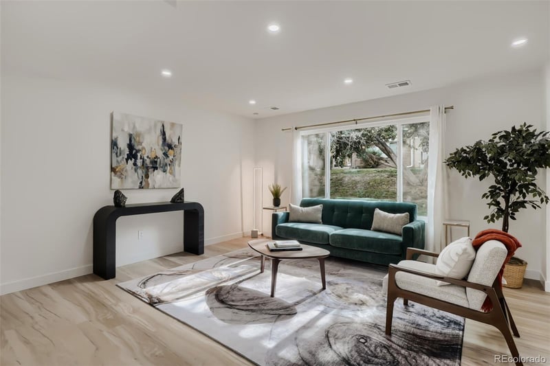 9276 Mansfield Ave, Denver, CO 80237