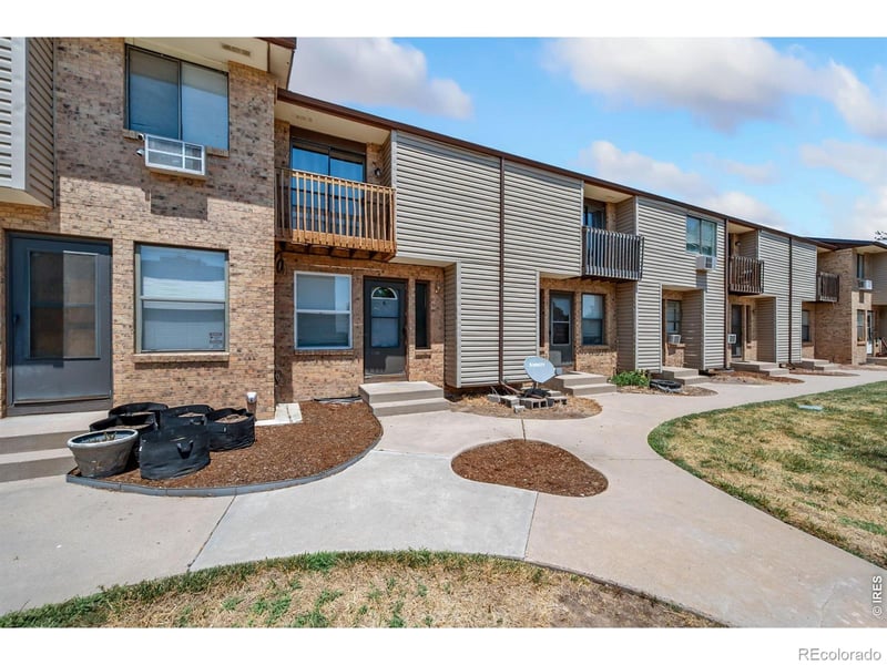 2413 27th St #6, Greeley, CO 80634