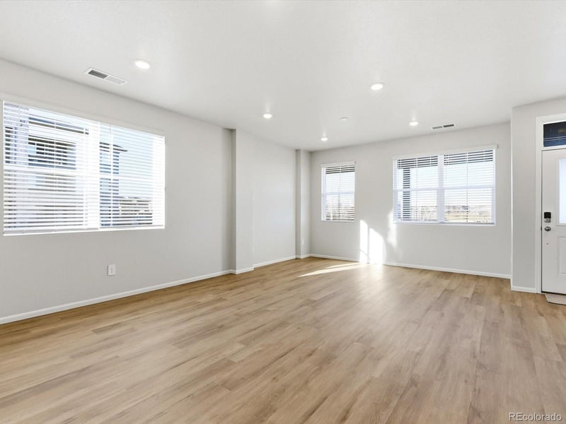 1596 Riverplace Dr #5, Windsor, CO 80550