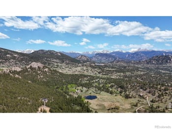 1440 Hummingbird Dr, Estes Park, CO 80517