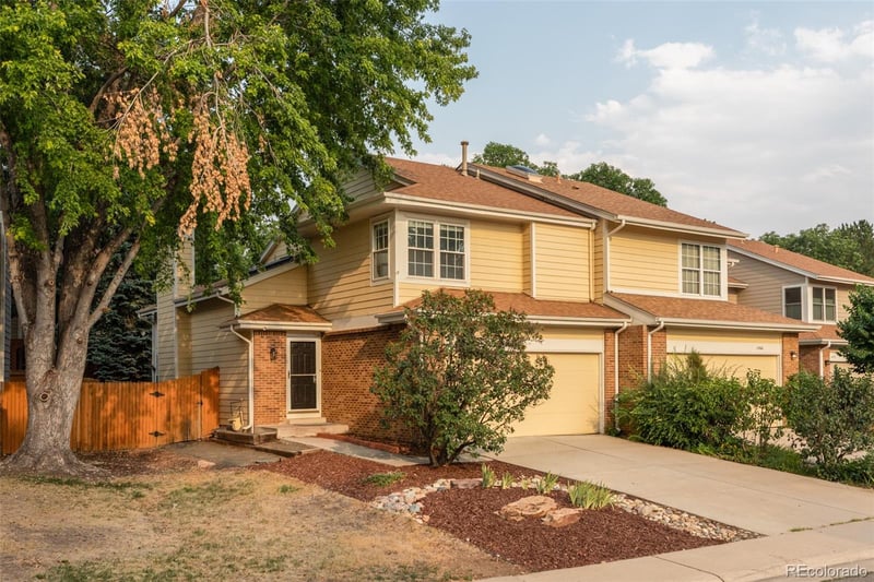 1562 Spruce St, Denver, CO 80231