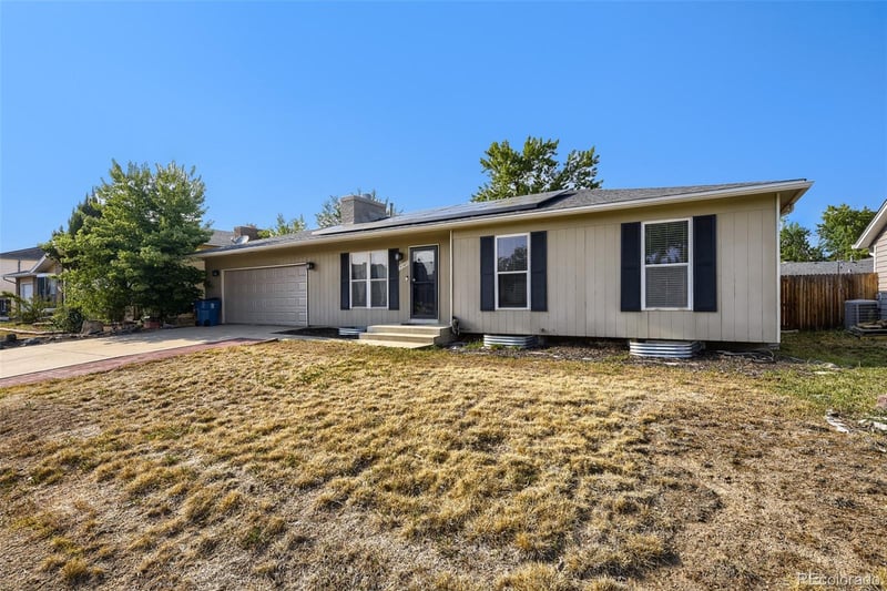 9367 Hamilton Dr, Denver, CO 80227