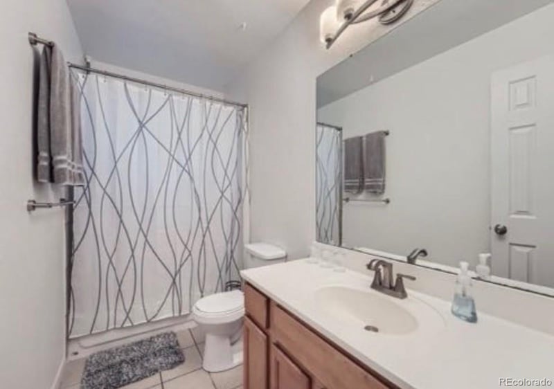 4576 Bingham Pl, Denver, CO 80219