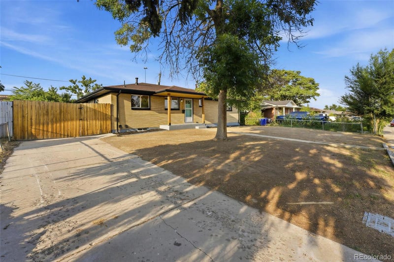 2725 Skyline Dr, Westminster, CO 80030