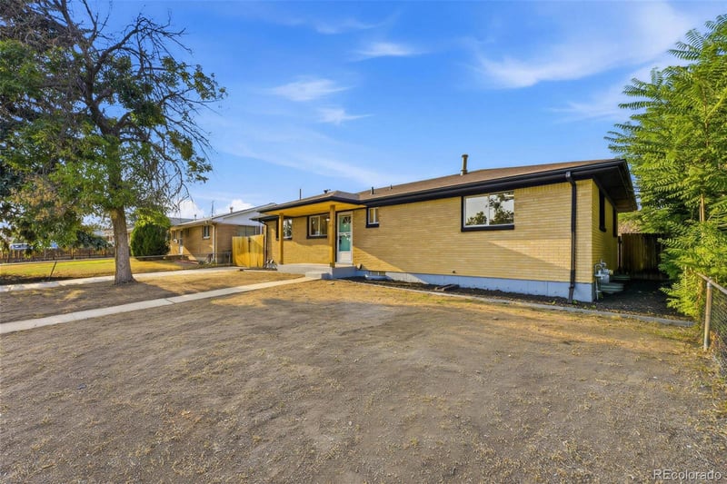 2725 Skyline Dr, Westminster, CO 80030