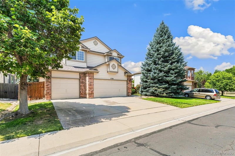 5790 Danube Cir #R, Aurora, CO 80015
