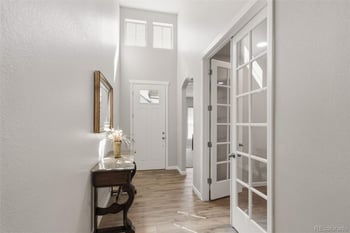 8273 S Queen St, Littleton, CO 80127