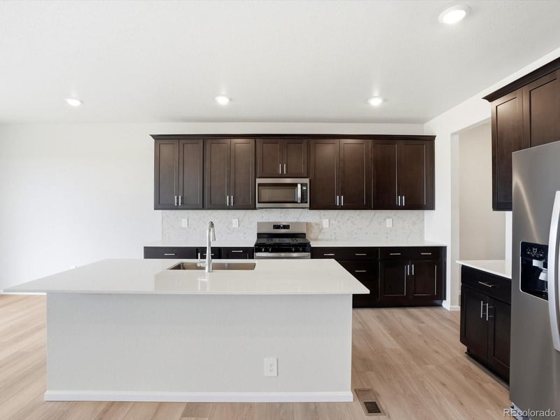 1648 Yampa River Dr, Windsor, CO 80550