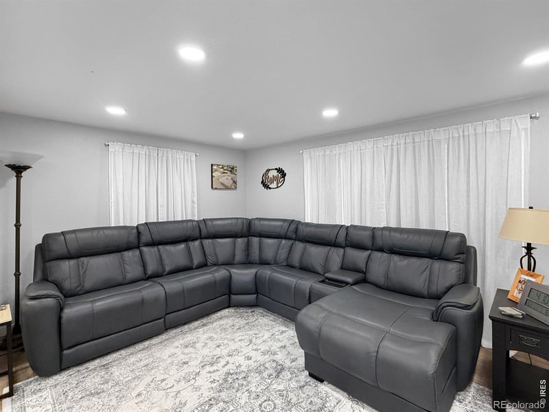 18787 Center Ln, Sterling, CO 80751