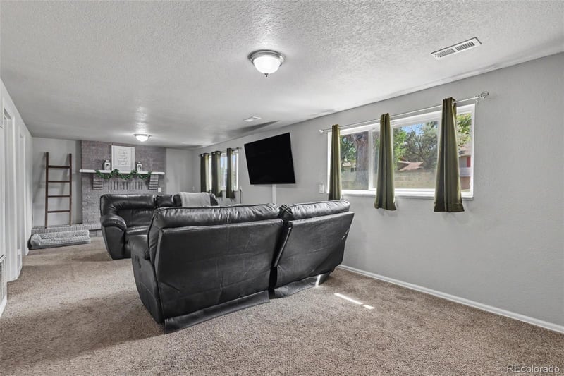 58 Watson Blvd, Colorado Springs, CO 80911