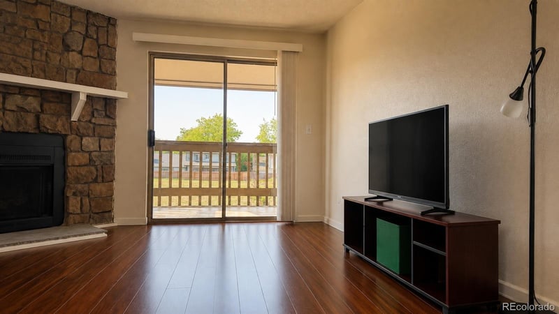 1895 Pitkin St #B, Aurora, CO 80017