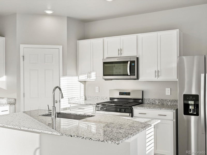 6892 Quail Ave, Greeley, CO 80504