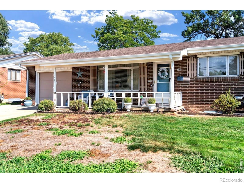 701 Lois Dr, Louisville, CO 80027