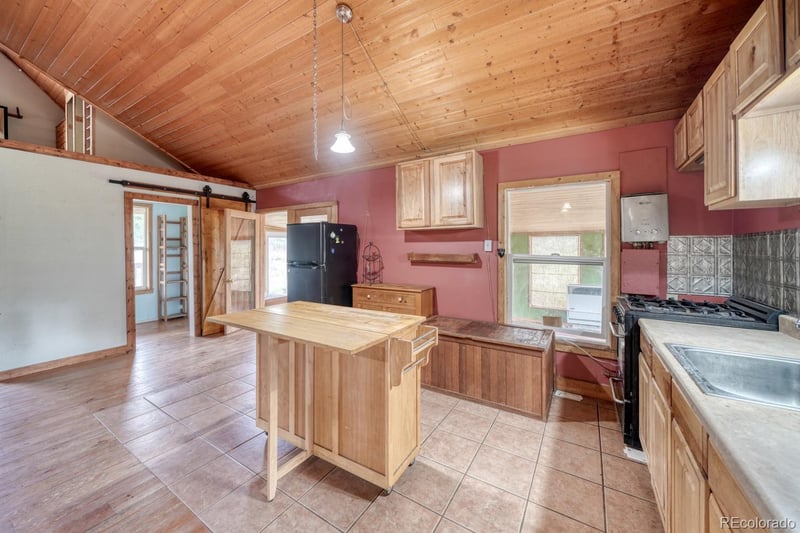 308 Dilley Ln, Westcliffe, CO 81252