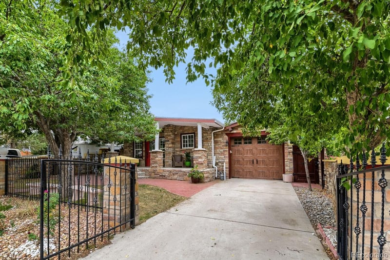 146 Poplar St, Lochbuie, CO 80603