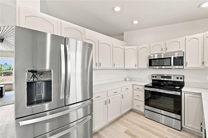 1124 E Lilac Ct, Pueblo West, CO 81007