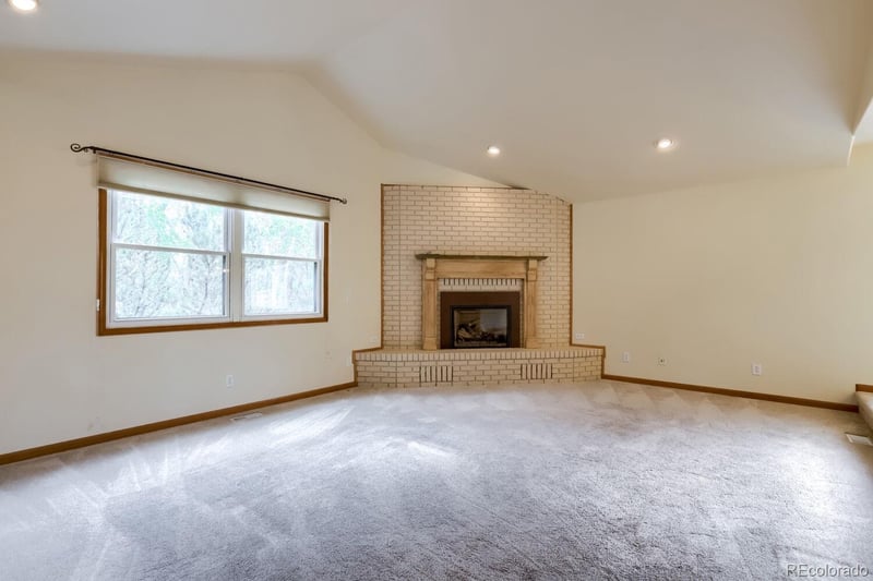 3518 Manzanita Dr, Loveland, CO 80537