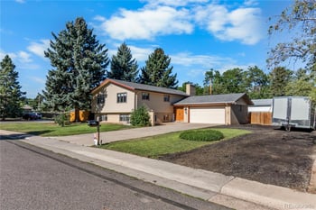 6295 S Humboldt Pl, Centennial, CO 80121