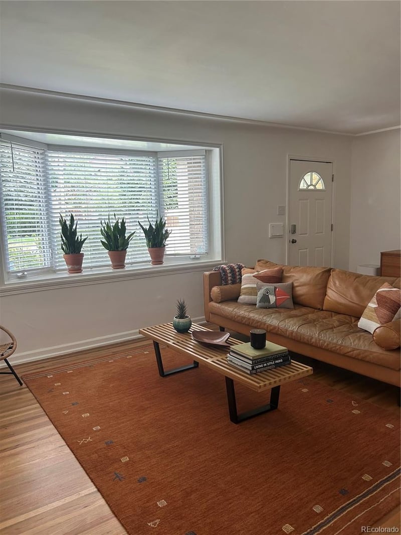 1540 Niagara St, Denver, CO 80220