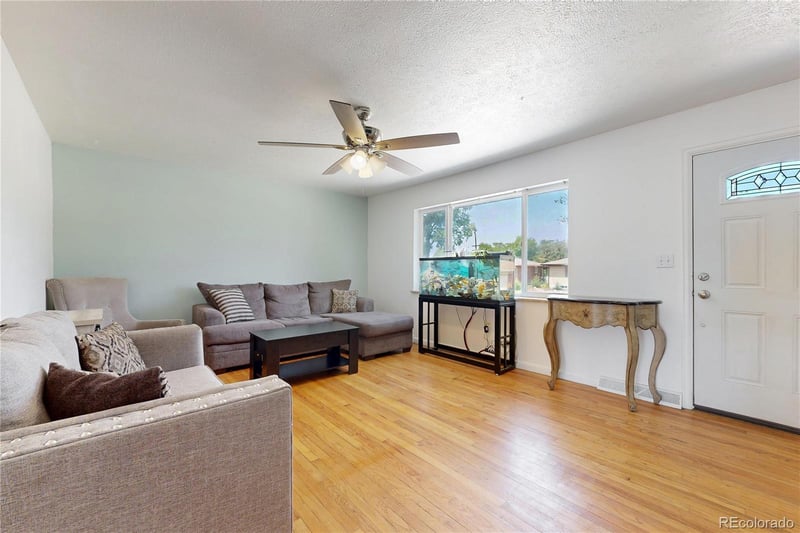 1320 27th St, Greeley, CO 80631