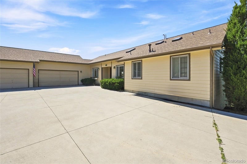 11226 Panorama Ct, Parker, CO 80138