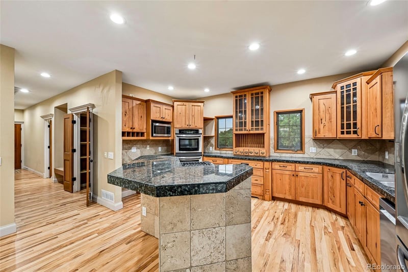 3366 Red Tree Pl, Castle Rock, CO 80104