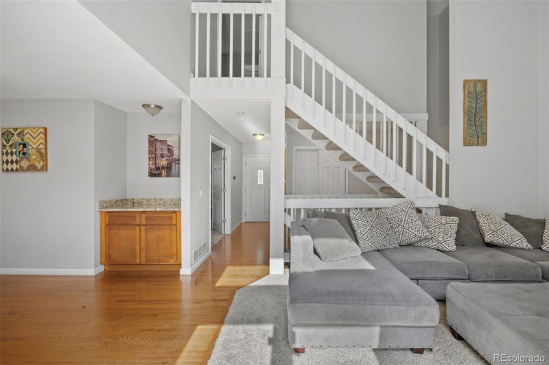 7667 S Monaco Cir, Englewood, CO 80112
