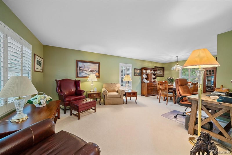 9885 W Aqueduct Pl, Littleton, CO 80123
