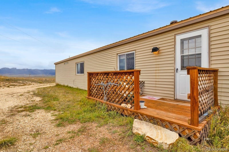 2000 County Road 241, Westcliffe, CO 81252