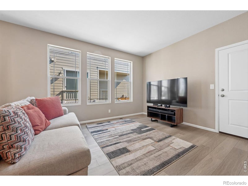 2478 Winding Dr, Longmont, CO 80504