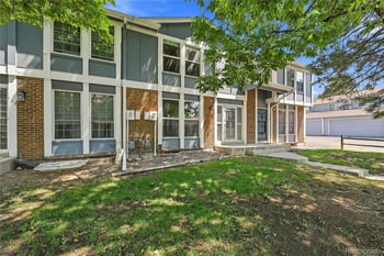 147 Paris Cir, Aurora, CO 80011