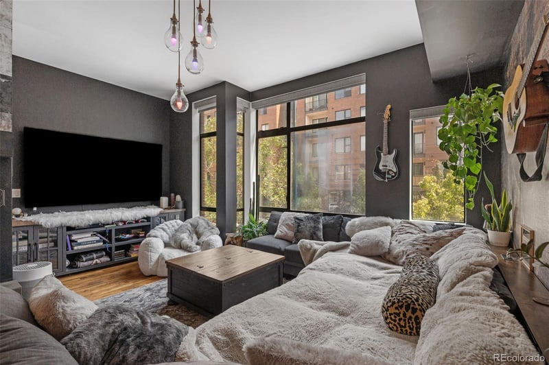 2325 Walnut St #4, Denver, CO 80205