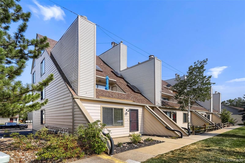 4266 Eldridge St #101, Morrison, CO 80465