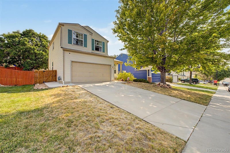 19584 E Ithaca Pl, Aurora, CO 80013