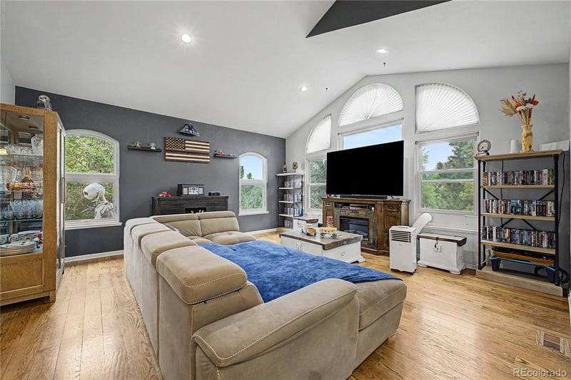 395 Dawson Ct, Castle Rock, CO 80104