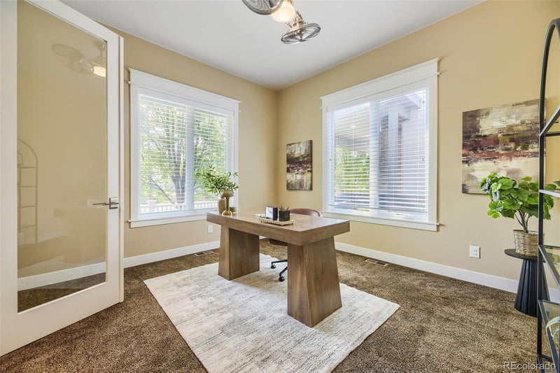 3275 S Logan St, Englewood, CO 80113