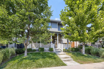 3275 S Logan St, Englewood, CO 80113
