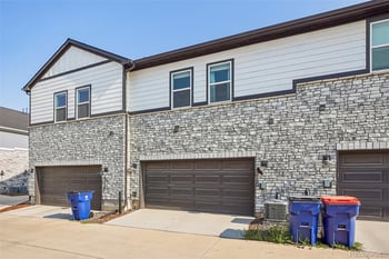 22160 E 8th Ave, Aurora, CO 80018