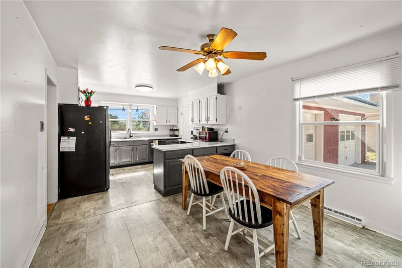 1528 Alexander Cir, Pueblo, CO 81001