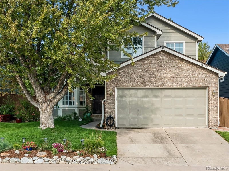 9879 Foxhill Cir, Littleton, CO 80129