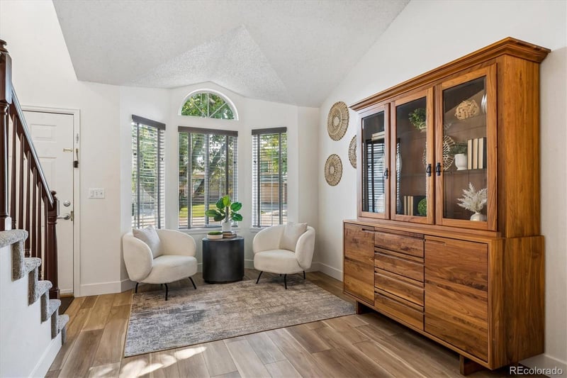 9879 Foxhill Cir, Littleton, CO 80129