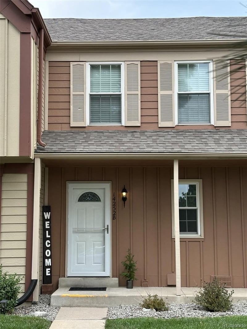 14252 Hawaii Cir #B, Aurora, CO 80012