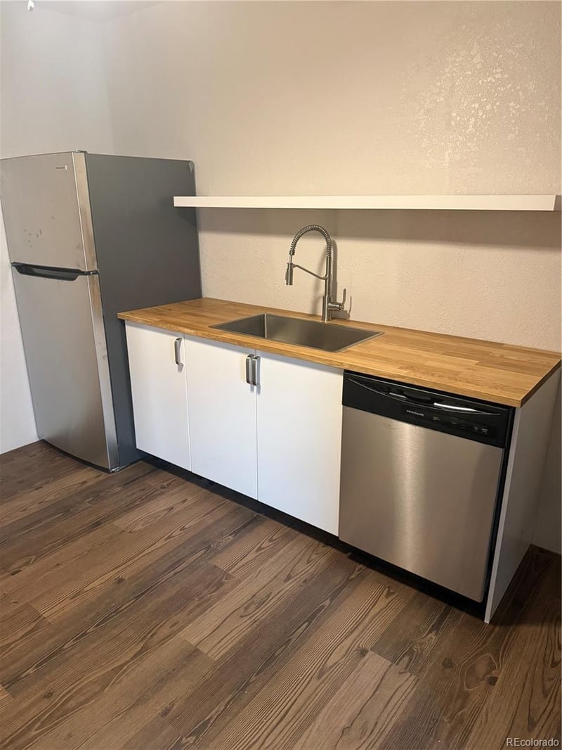1690 Milwaukee St #201, Denver, CO 80206