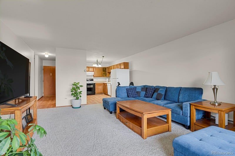 9340 E Center Ave #6C, Denver, CO 80247