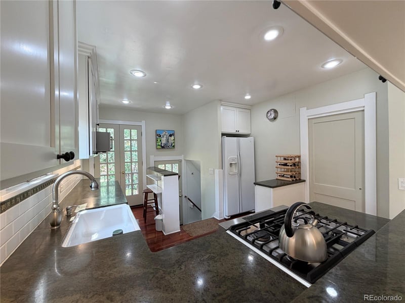 631 Jackson St, Denver, CO 80206